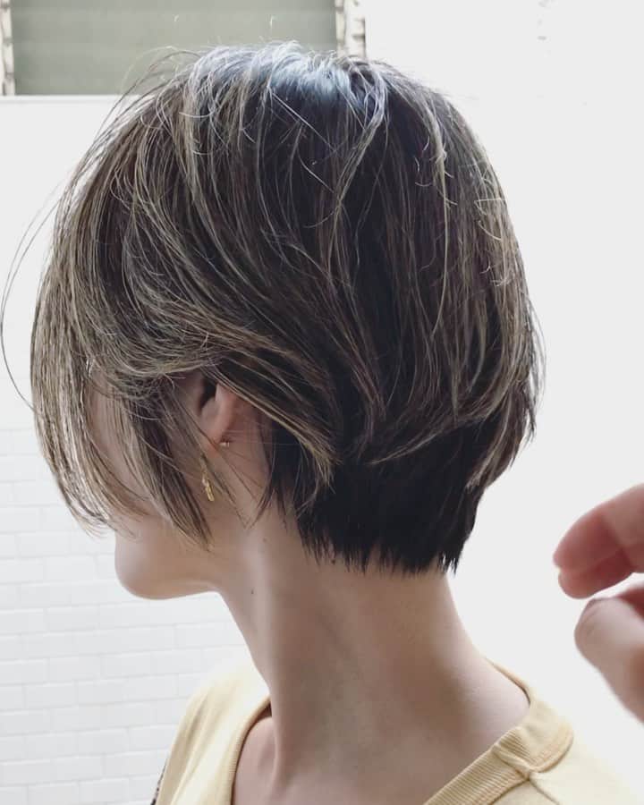 &mのインスタグラム：「全頭ブリーチか全頭ハイライトか⸝⸝⸝」