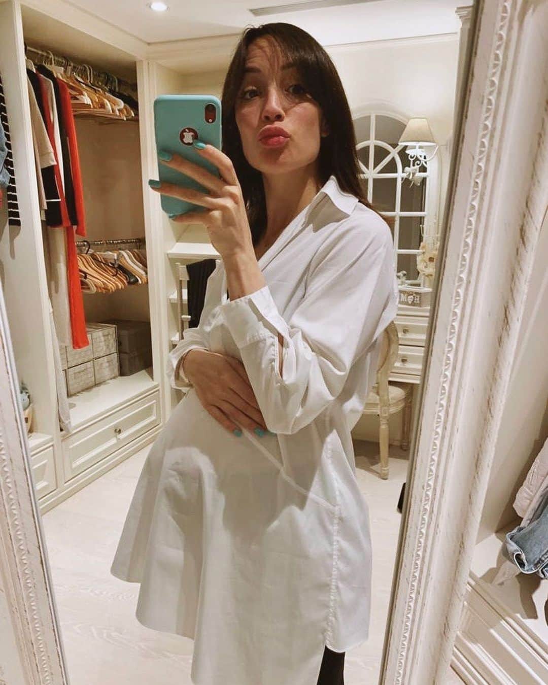 アンナ・オルティス（イニエスタの妻）さんのインスタグラム写真 - (アンナ・オルティス（イニエスタの妻）Instagram)「No crezcas tan rápido mi bebé 🥰💝⁣⁣ ⁣⁣ 時が経つのは早いですね 🥰💝⁣⁣ ⁣⁣ #unañodespués #4dejunio #tbt #ravapas💫」6月4日 21時06分 - annaortiz34