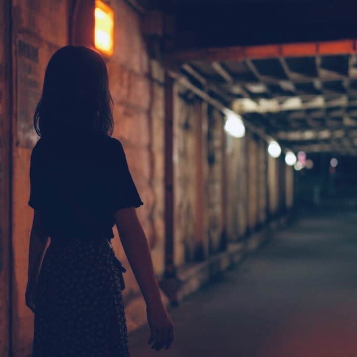 三浦千花音のインスタグラム：「﻿ ﻿ ﻿ あっという間に夏が来る﻿ ﻿ ﻿ ﻿ #portrait #tunnel﻿」