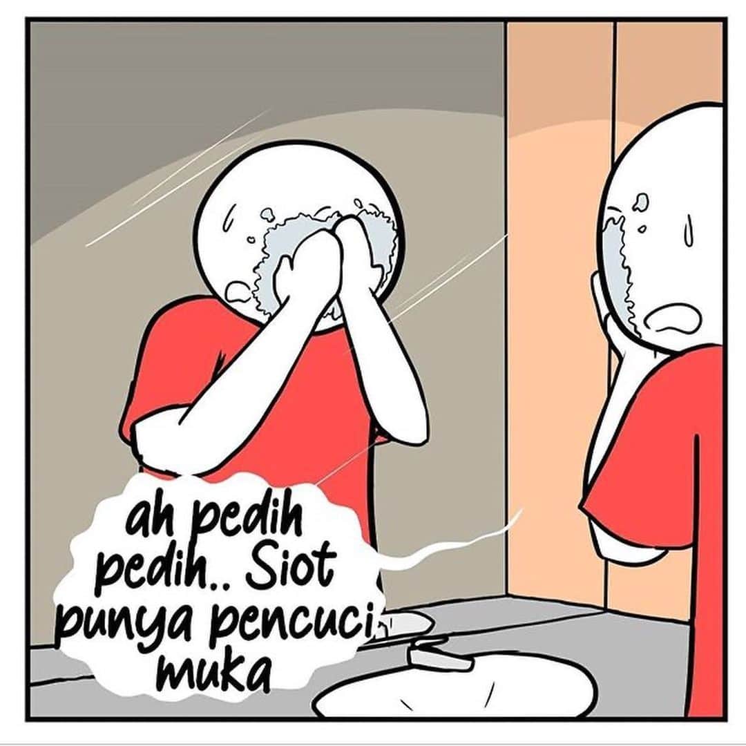 Koleksi Komik Malaysiaさんのインスタグラム写真 - (Koleksi Komik MalaysiaInstagram)「PEDIH⁣ ⁣⁣⁣⁣⁣⁣⁣⁣⁣⁣⁣⁣⁣⁣⁣⁣⁣⁣ Semoga mimpi indah semua 😘⁣ #Repost @mrpikel with @make_repost ・・・ ⠀⁣ #komikmalaysia #gengkomikdigital #gengkomik #komiklawak #lawak #komik #kelakar #koleksikomik #komikmelayu #deep #pencurikomik #lawakdeep #lawaking #lawakkeder #lawakhangit #koleksikomik #mrpikel⠀」6月5日 0時11分 - tokkmungg_exclusive
