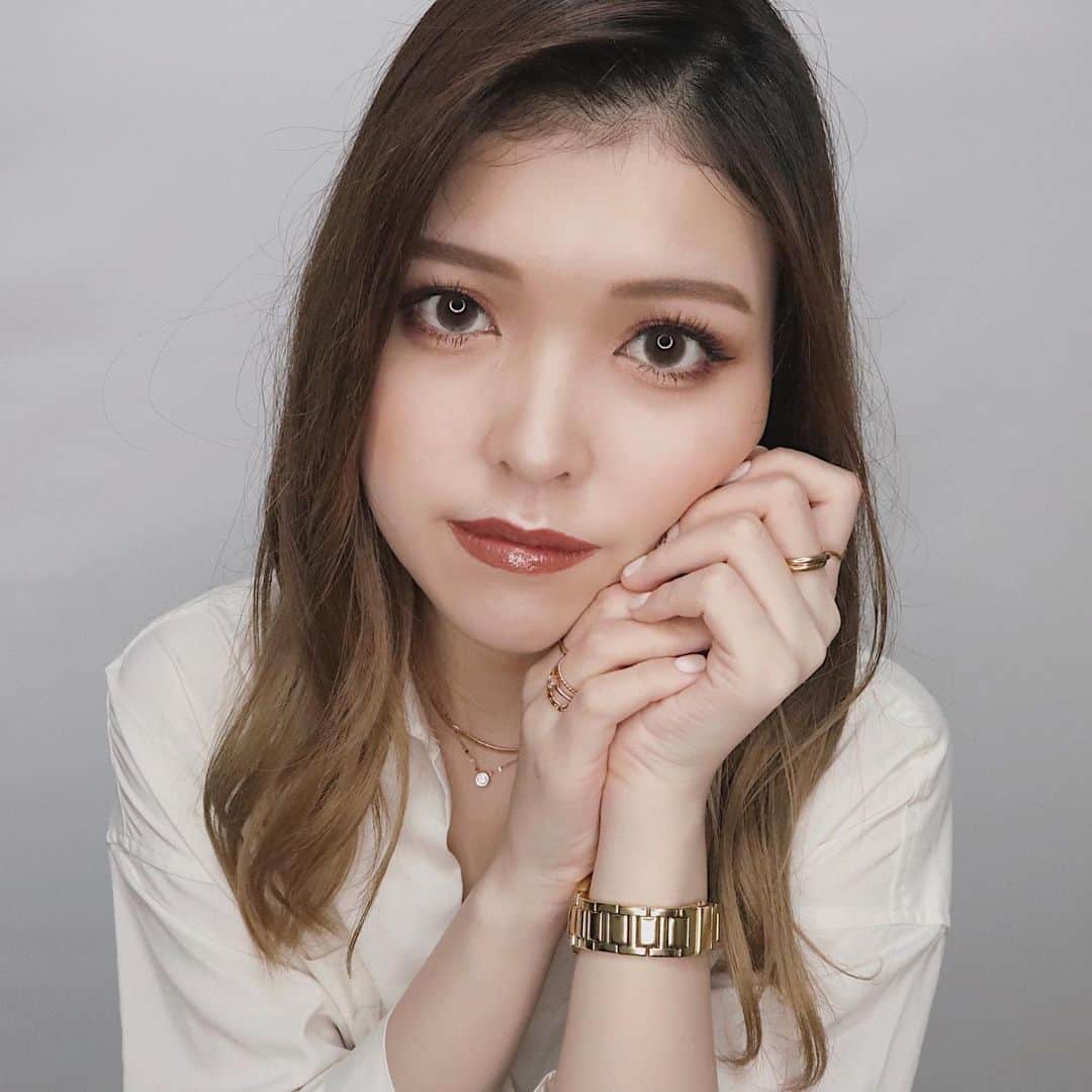 まいかのインスタグラム：「. . 2020.6.5 . 19歳になりました🤍 . .」