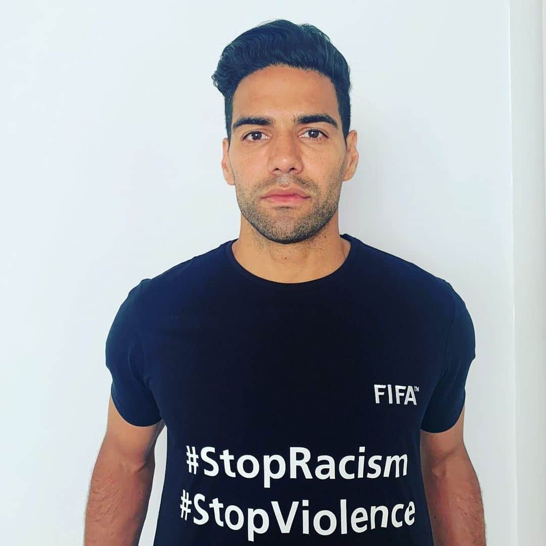 ラダメル・ファルカオさんのインスタグラム写真 - (ラダメル・ファルカオInstagram)「Las Fifa Legends dicen no al racismo y a cualquier forma de discriminación. También dicen no a la violencia en todas sus formas.  Fifa Legends say no to racism and any form of discrimination. We also say no to violence in all its forms.  #StopRacism #StopDiscrimination #StopViolence」6月5日 0時29分 - falcao