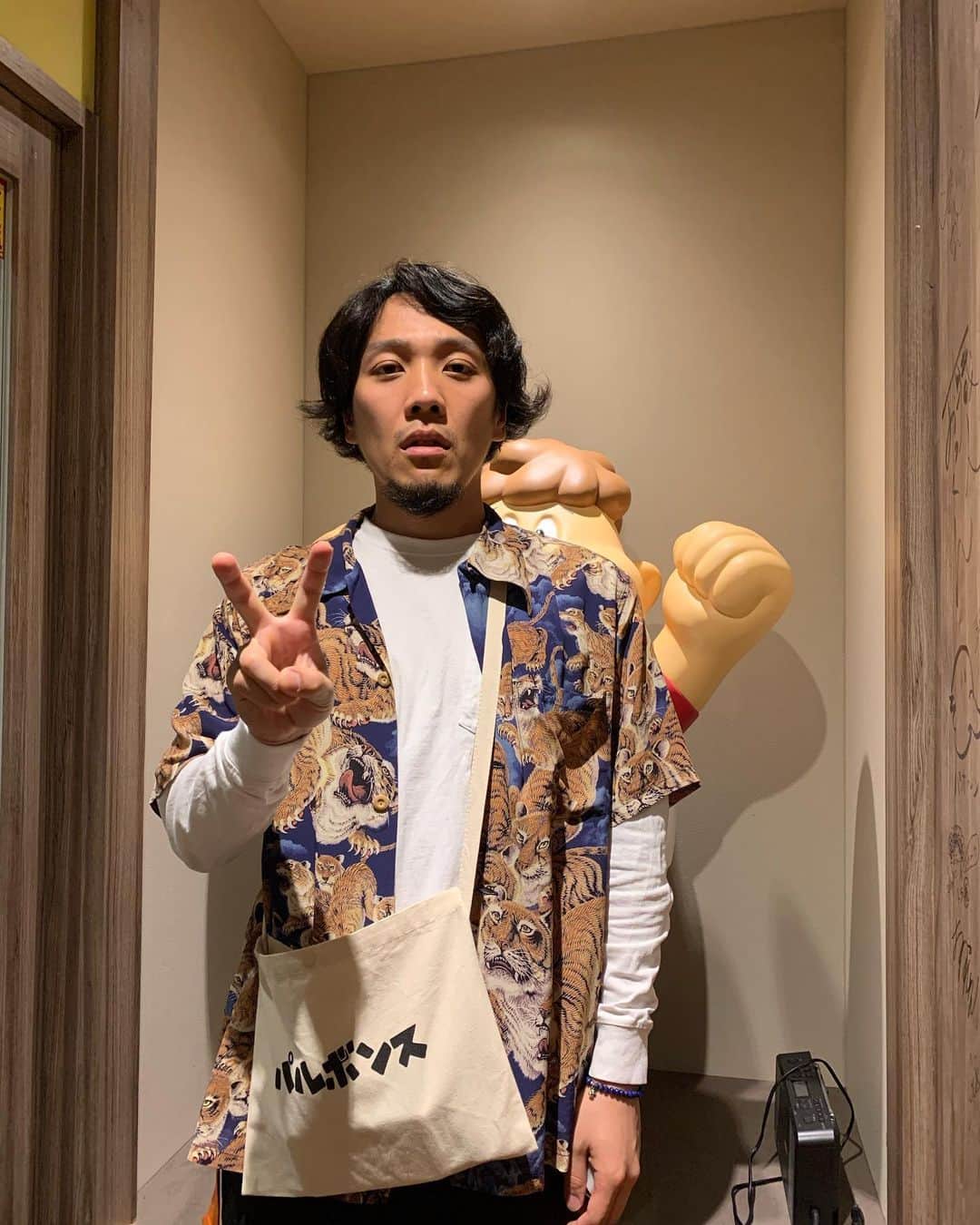 池田真一さんのインスタグラム写真 - (池田真一Instagram)「先日ガオ〜ちゃんとシカゴ実業の山本プロ野球来てくれました！ありがとう😊」6月5日 2時44分 - wartdebu