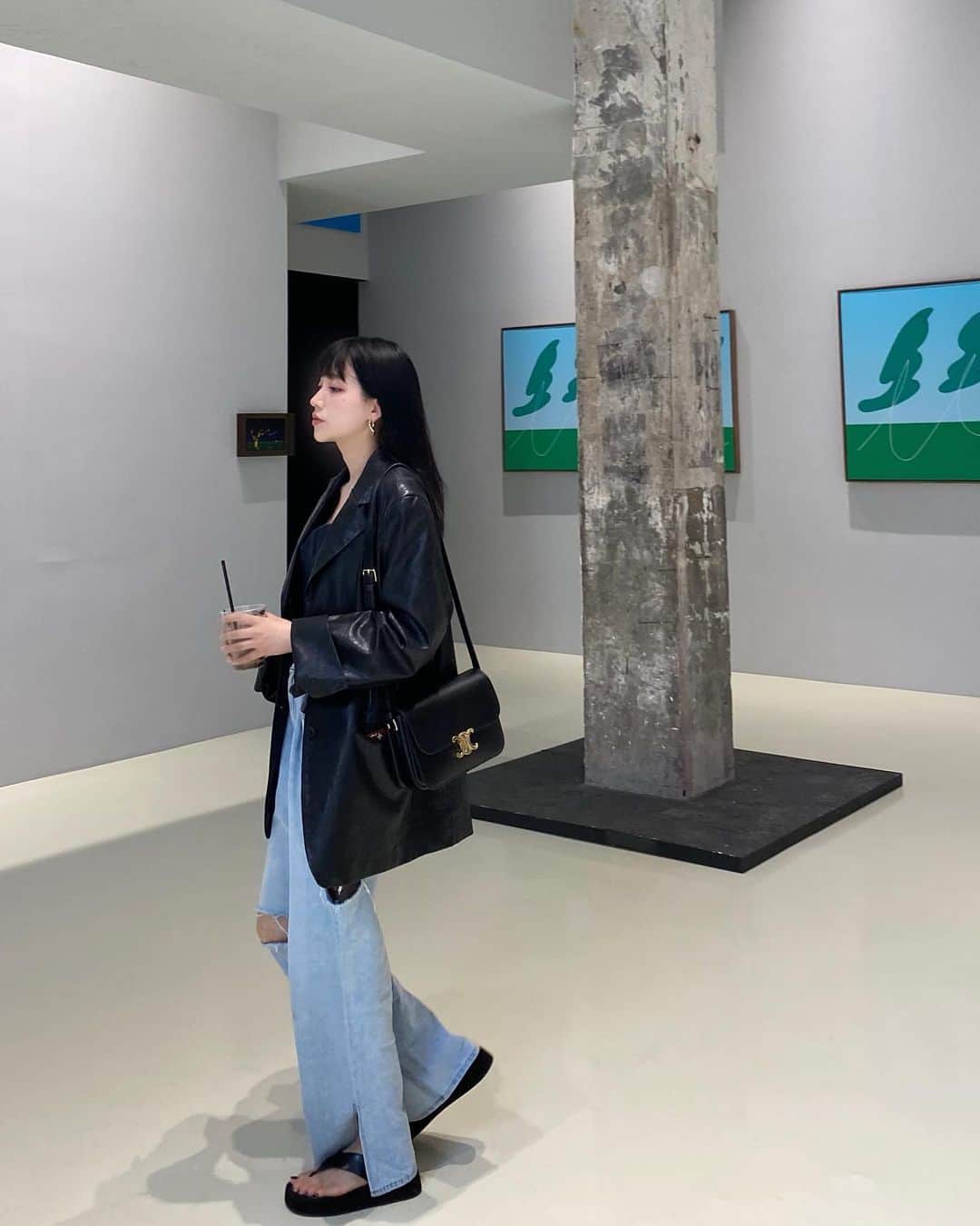 チン・インヒのインスタグラム：「🚶🏻#celine」