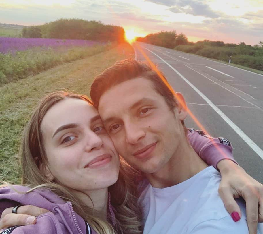 ダビド・バブンスキさんのインスタグラム写真 - (ダビド・バブンスキInstagram)「Happy Birthday to you my love. We have great stories to tell about the hardships of being separated for so long, the adventures of reaching and crossing borders amidst a pandemic to finally reunite after three months and how we were constantly challenged to bring out the very best in ourselves to overcome all the obstacles that appeared in our way. I am inspired by our joint capacity to use setbacks as opportunities to deepen our love, to strengthen the bonds of our family and to learn many important lessons for a life that I am passionately looking forward to continue exploring, sharing and building with you. May all of your wishes come true, you deserve the best.」6月5日 4時58分 - davidbabunski