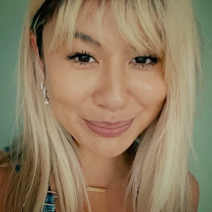 Mali-Koa Hoodのインスタグラム：「Hi everyone, I’m really proud to share with you the visual for “Some Things”! I filmed and directed it on my iPhone with my stuff, in my house through lockdown. Change is one of those unpredictable but unavoidable things in life, sometimes it leaves you unsure of how you feel. This song and video is about that.  Valuable lessons I learnt through this process include: - The longer between filming days the more obvious your brown roots against your grown out platinum blonde fringe - Having to do makeup and hair during a pandemic is a resentment you will have to become OK with - You absolutely can make a video with little to no budget, it might just push you to the side of a slight breakdown - but it’ll be worth it.  Special thankyou to @RickyMason for editing it together. Link is in my bio. Let me know your thoughts below.  Mali-Koa X」