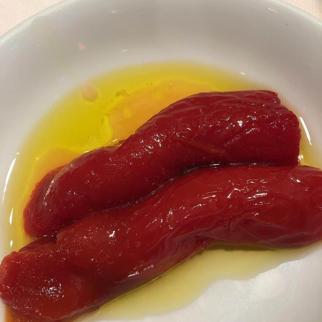 佐伯紅緒のグルメインスタ