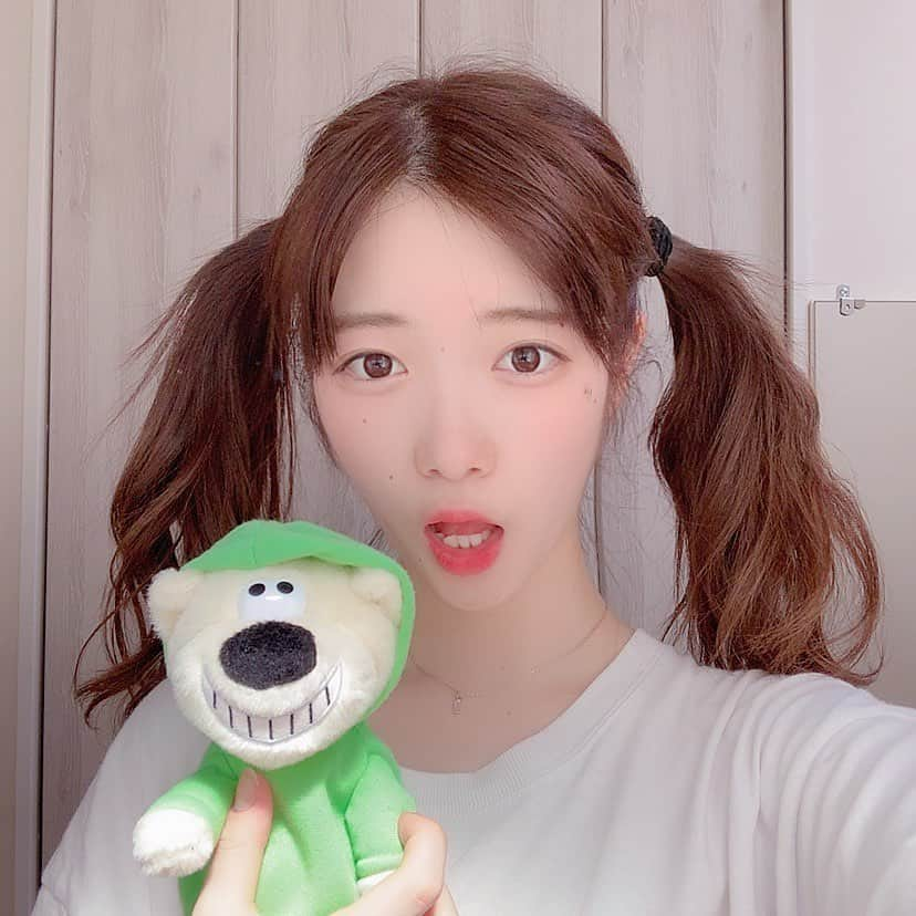 永瀬かこさんのインスタグラム写真 - (永瀬かこInstagram)「🧸🍐🍏🍀 ・ ・ 1枚目はTwitterにも載せた写真📸 ・ 小さい頃ショートカットだったから こういう髪型してる子羨ましかった笑 ・ 少しボサボサなのは許して下さい☁️  #ツインテール#18歳#アイドルだからしょうがない」6月5日 16時12分 - kako_nagase