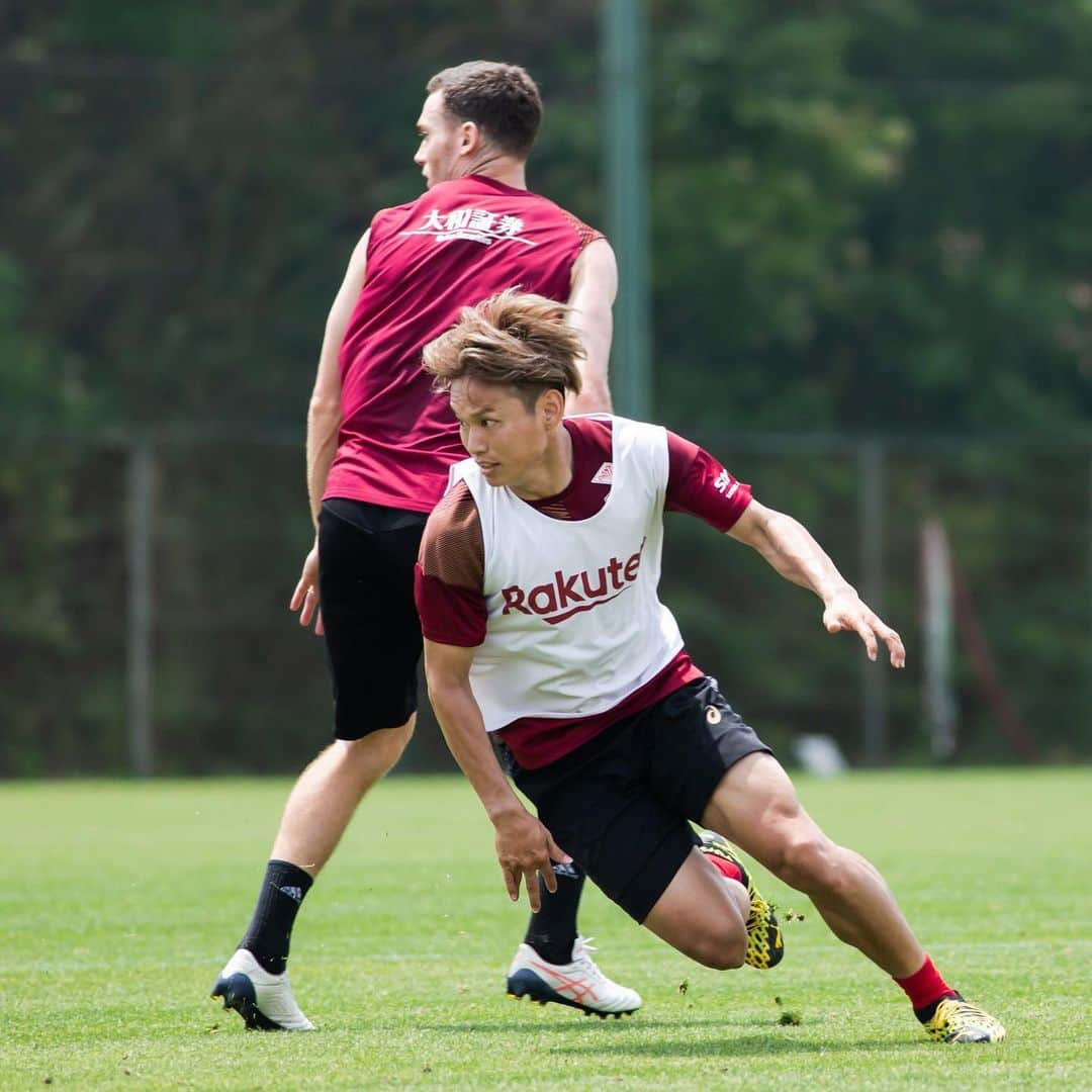 ヴィッセル神戸さんのインスタグラム写真 - (ヴィッセル神戸Instagram)「全てはリーグ再開に向けて！💪🏼 Working hard towards the league restart! 💪🏼 .  #vissel #visselkobe #ヴィッセル #ヴィッセル神戸 #Kobe #神戸 #WeAreKobe #KobeForeverForward #一致団結 #JLeague #Jリーグ」6月5日 16時29分 - visselkobe