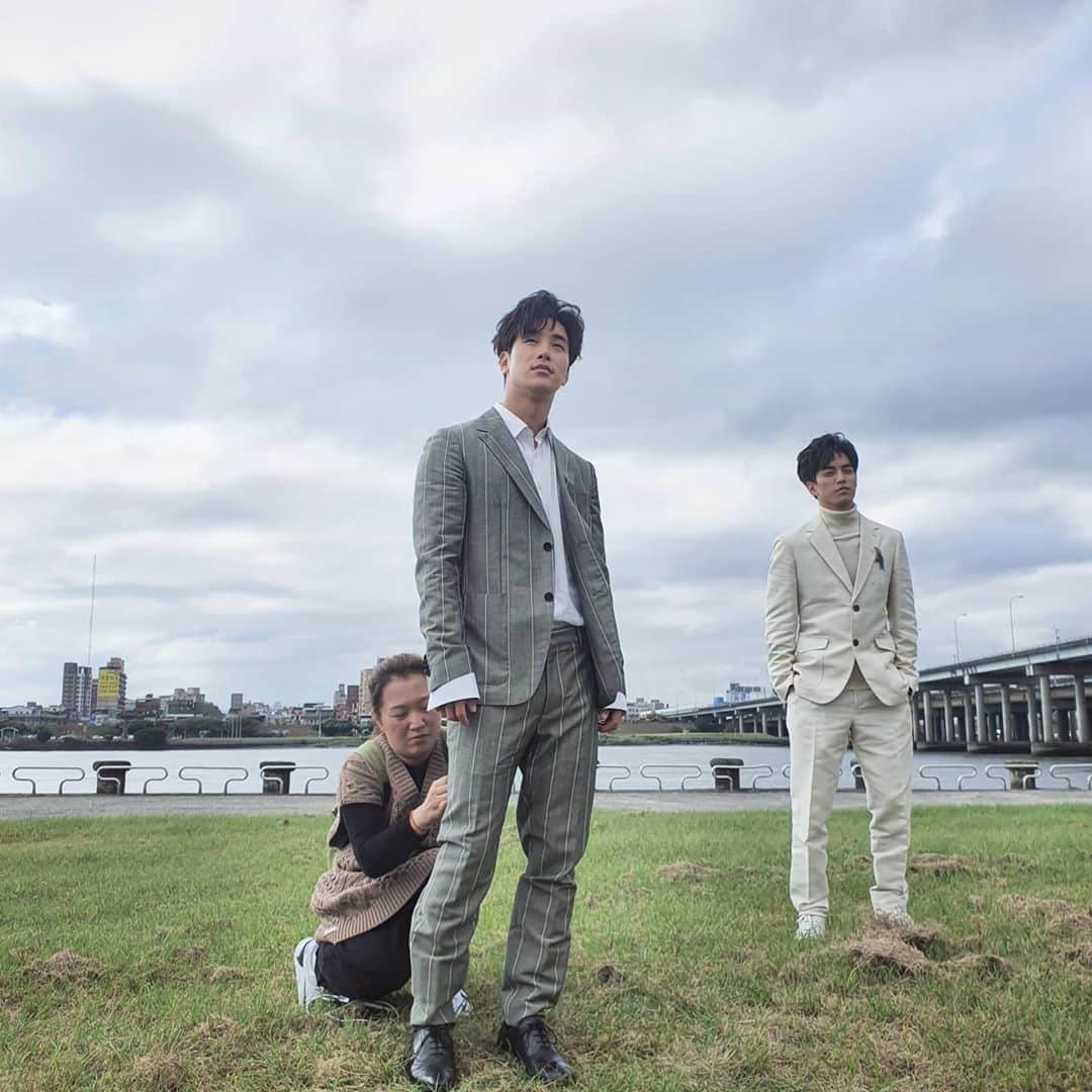 Lee Si-gangのインスタグラム：「I want to go meet you.🌞」