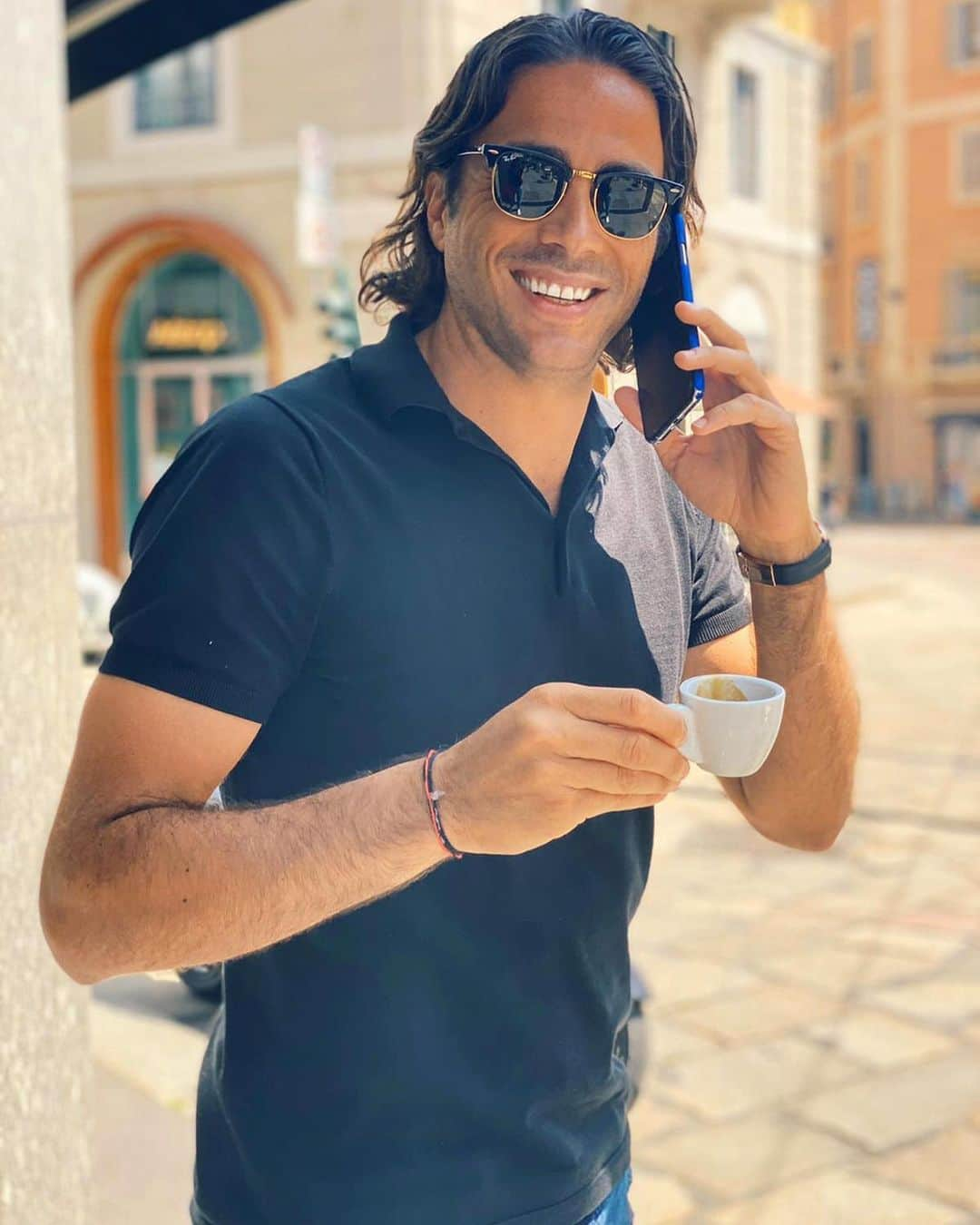 アレッサンドロ・マトリさんのインスタグラム写真 - (アレッサンドロ・マトリInstagram)「Coffee Break ☕️ #milano #siriparte 💪🏼」6月5日 17時14分 - alessandro_matri_32