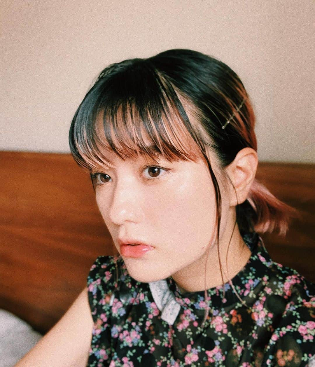 みこさんのインスタグラム写真 - (みこInstagram)「ウェットめヘア〜の本日です💇‍♀️💚」6月5日 11時20分 - mico_sis