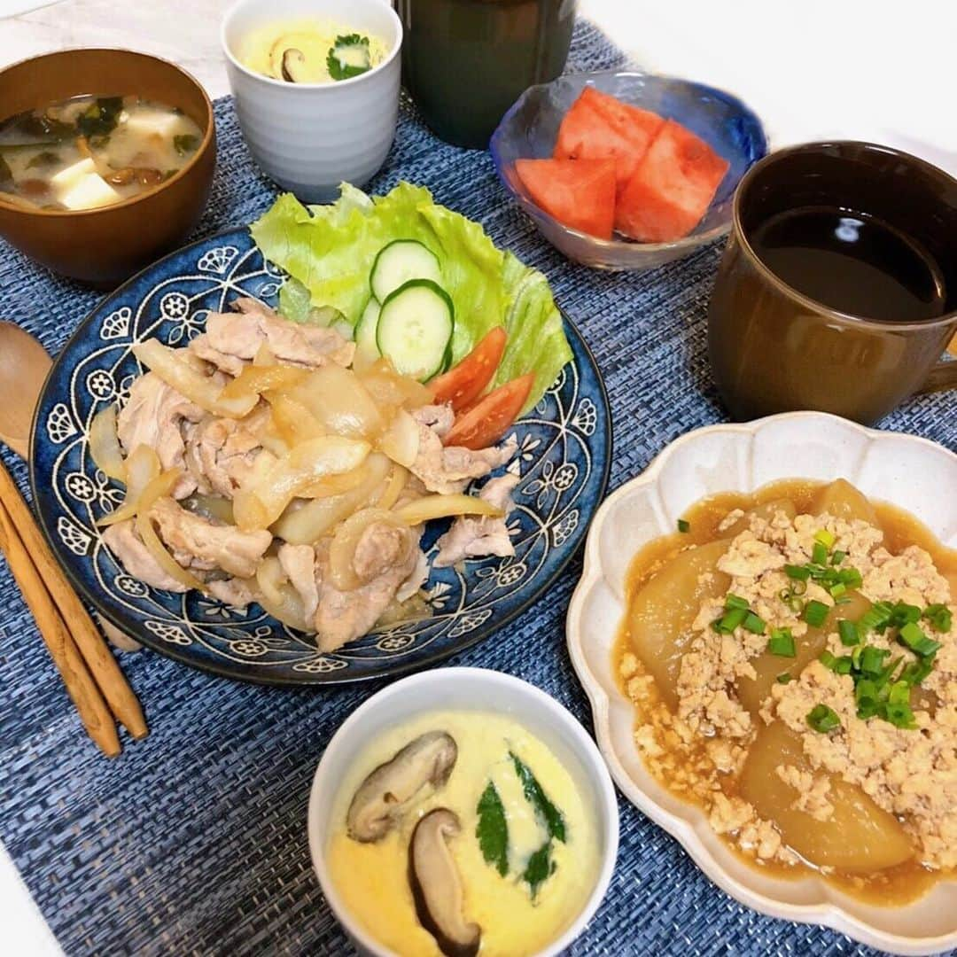 江口輝のインスタグラム：「昨日の夜飯！！！ #嫁ごはん #おうちごはん #夜ご飯 #dinner #和食 #茶碗蒸し #ごちそうさまでした #芸人 #松竹芸能」