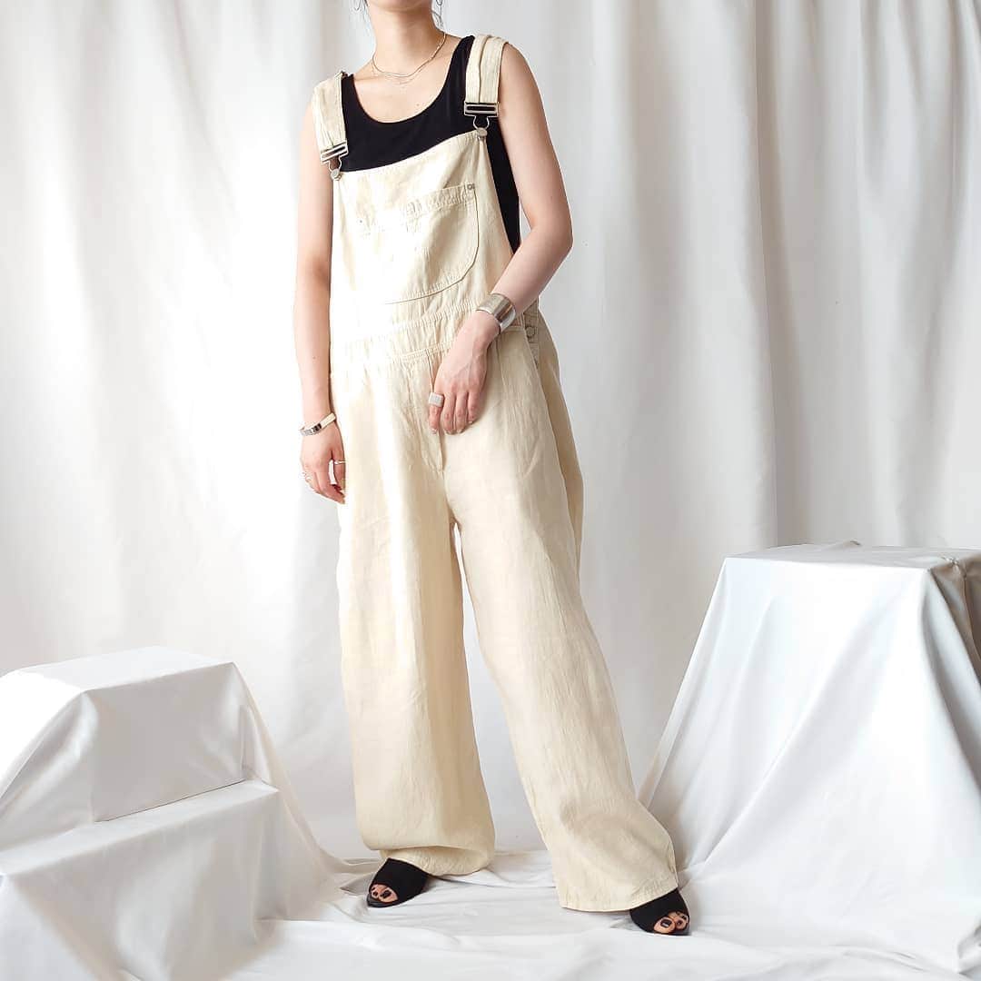 吉祥寺 古着屋 Orfeoのインスタグラム：「. ONLINE SHOP新商品UPしました  #orfeo #kichijoji #tokyo #vintage #used #fashion #coordinate #outfit  ONLINE SHOP掲載商品のお問い合わせはONLINE SHOPからのメール、またはインスタグラムのプロフィール記載のメールアドレスよりお願いいたします ショッピングリンク無しのインスタグラム、ストーリー掲載商品も個別に通販承りますのでメール(orfeokichijoji@yahoo.co.jp)にてお問い合わせください」