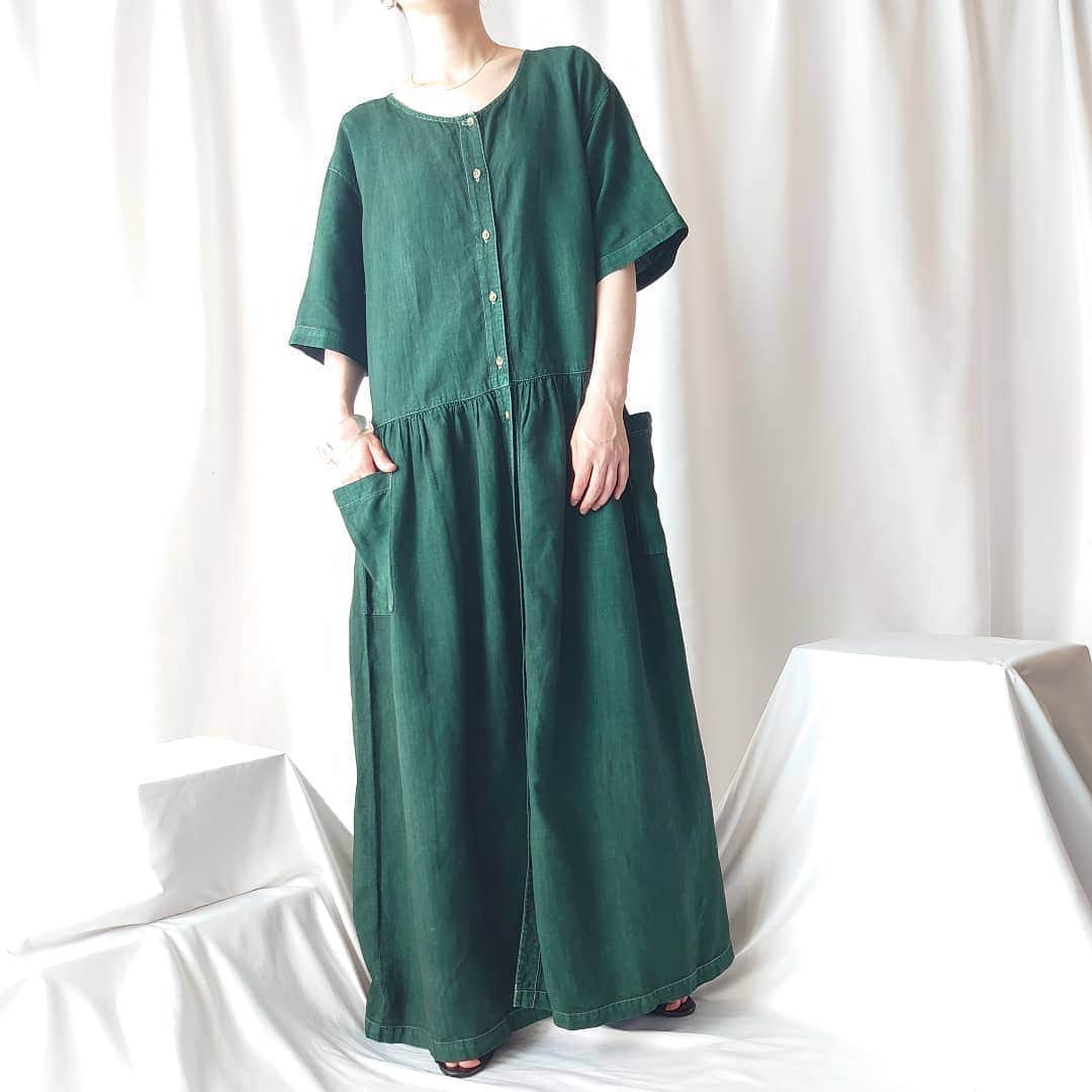 吉祥寺 古着屋 Orfeoのインスタグラム：「. ONLINE SHOP新商品UPしました  #orfeo #kichijoji #tokyo #vintage #used #fashion #coordinate #outfit  ONLINE SHOP掲載商品のお問い合わせはONLINE SHOPからのメール、またはインスタグラムのプロフィール記載のメールアドレスよりお願いいたします ショッピングリンク無しのインスタグラム、ストーリー掲載商品も個別に通販承りますのでメール(orfeokichijoji@yahoo.co.jp)にてお問い合わせください」
