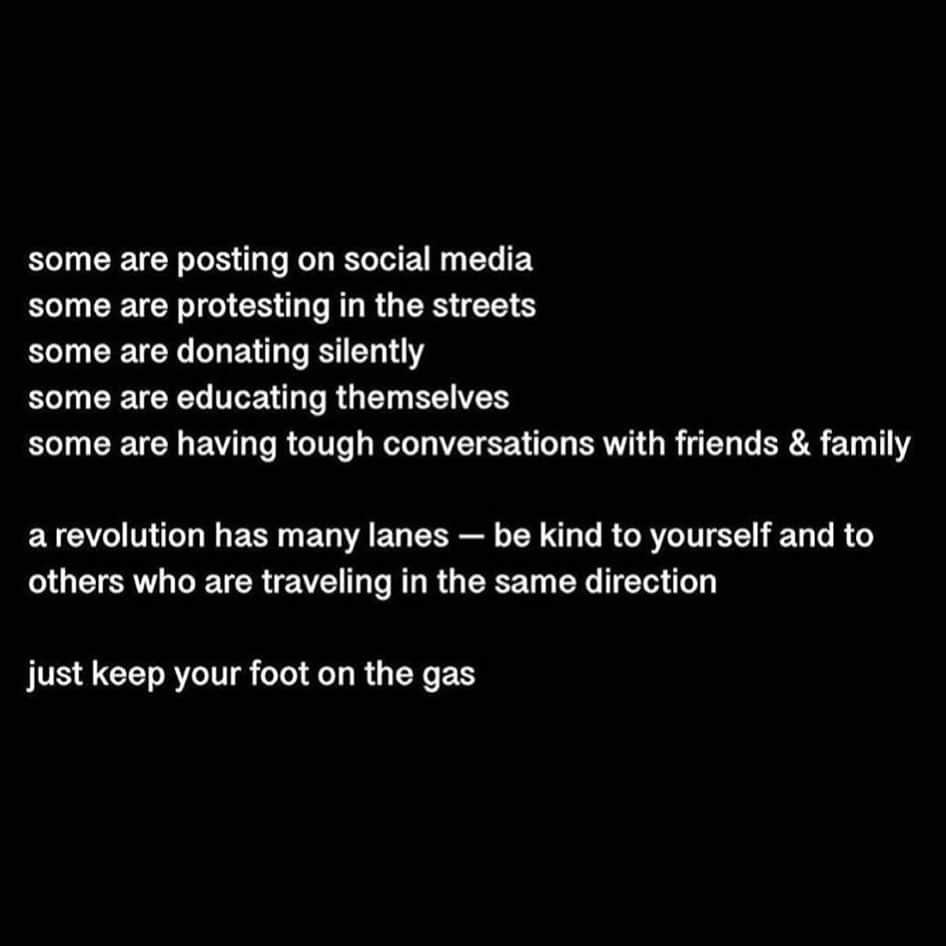 のインスタグラム：「Onward we march. Change is our goal. Relentless till justice is served. #blacklivesmatter✊🏽✊🏾✊🏿」