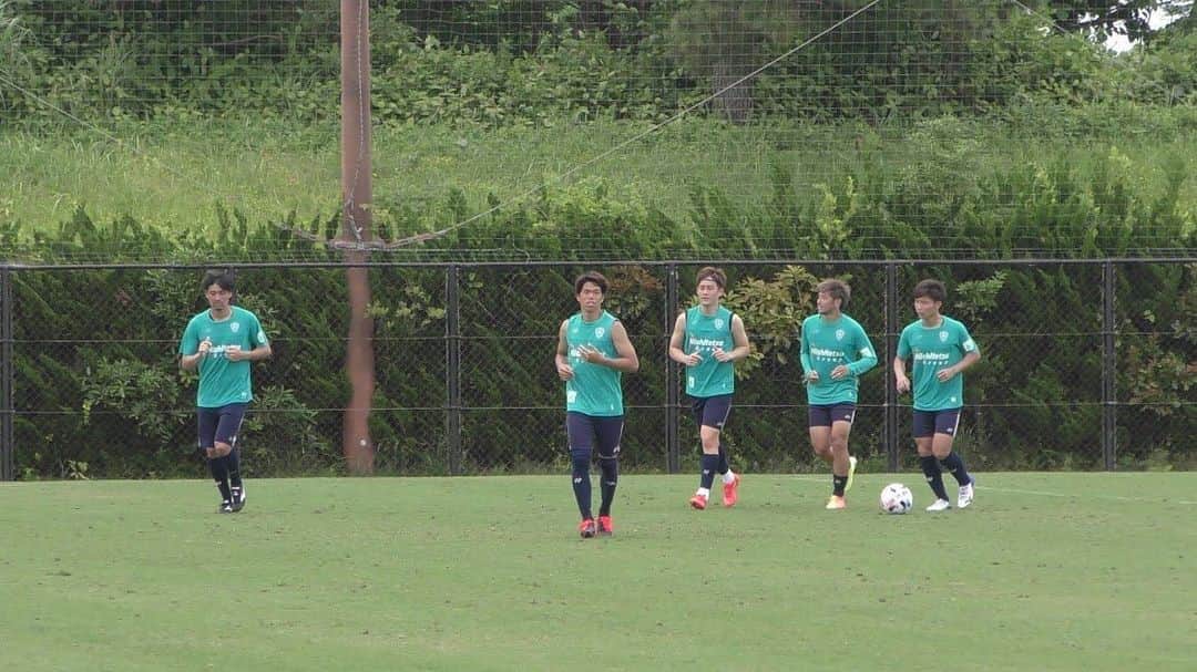 菊池大介のインスタグラム：「Restart🏃🏻‍♂️💨⚽️ ・ #アビスパ福岡 #avispa #サッカー #football #菊池大介」