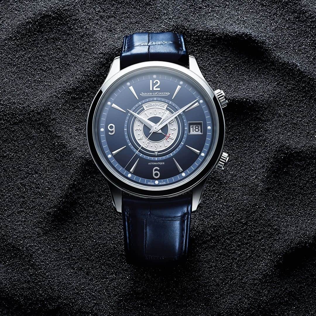 のインスタグラム：「Introducing the new Master Control Memovox Timer. Homage to a great heritage.  #TheSoundMaker _ A celebrated alarm watch, redefined with a new alarm-setting function, a contemporary design and a completely re-engineered calibre: the Jaeger-LeCoultre 956. A modern expression of a wristwatch reference.  _ Master Control Memovox Timer  A limited edition of 250 pieces Pre-order now _ #JaegerLeCoultre #积家 #HomeofFineWatchmaking #MasterControl #Memovox #Timer #Alarm #SavoirFaire #Design #Style #ValleeDeJoux #Craftsmanship #Watchmaking #SwissWatch」