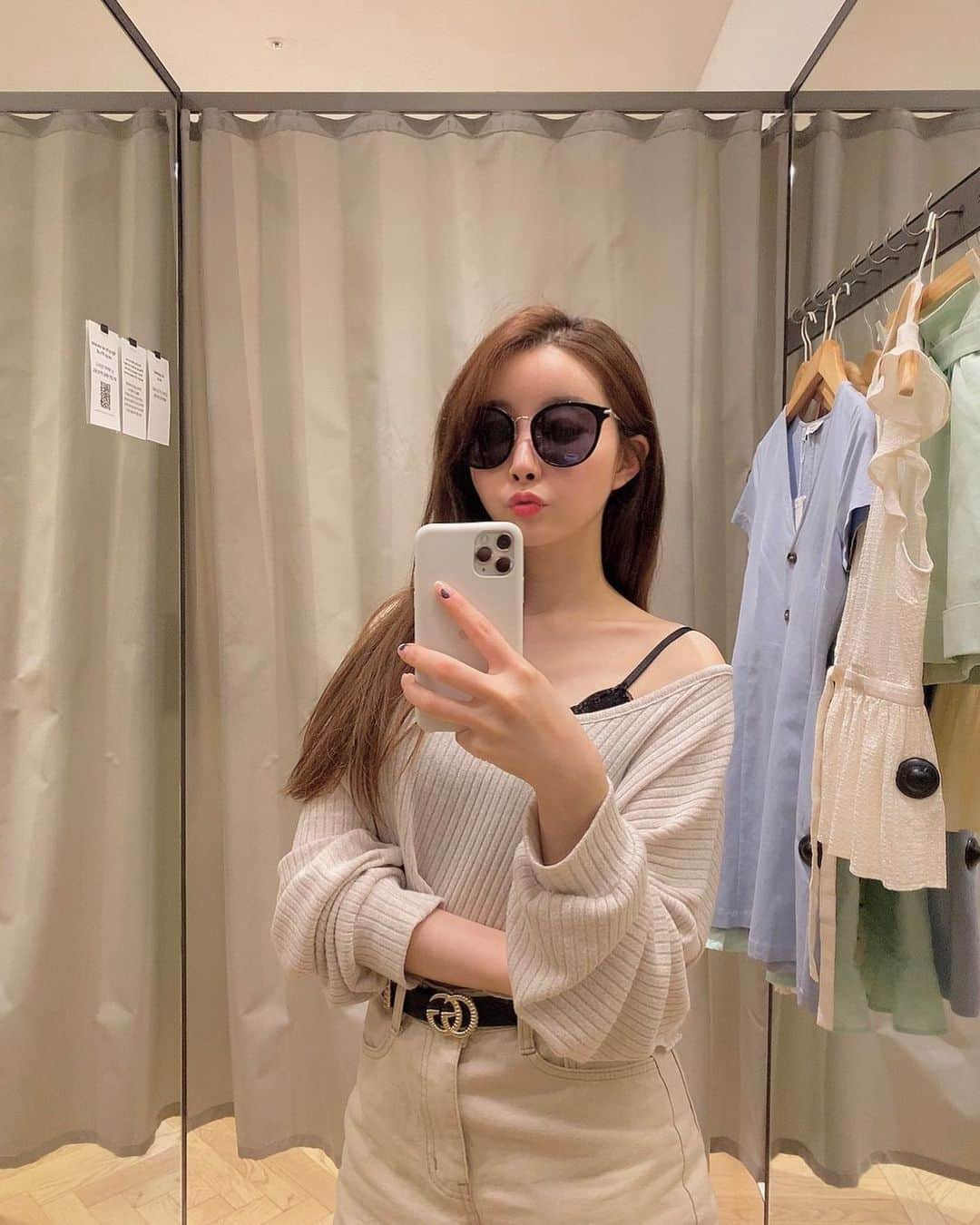 ダンビさんのインスタグラム写真 - (ダンビInstagram)「오랜만에 ｓｈｏｐｐｉｎｇ🛍  원피뚜 ɢᴇᴛ 👗💕」6月5日 18時40分 - im_danb94