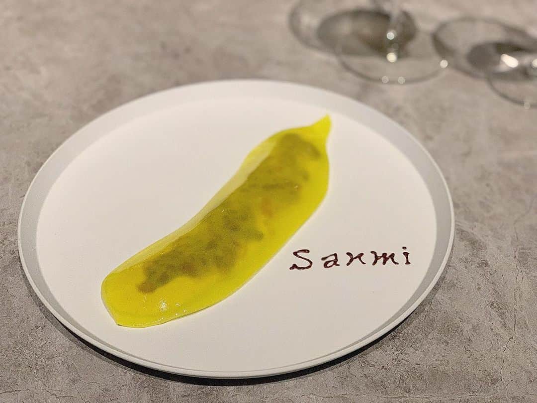 尾崎ななみのグルメインスタ