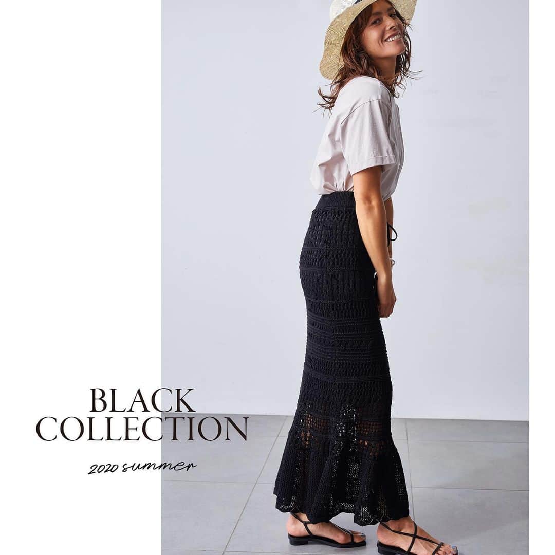 milaowen_officialさんのインスタグラム写真 - (milaowen_officialInstagram)「BLACK COLLECTION﻿ 夏に着る、凛とした黒﻿ ﻿ ﻿ “表情豊かなクロシェ編みは﻿ 女性らしさと今っぽさを楽しめる”﻿ ﻿ ﻿ Tops 4,500yen+tax﻿ Knit skirt 10,400yen+tax﻿ Hat 7,200yen+tax﻿ Sandals 9,500yen+tax﻿ ﻿ ﻿ #milaowen#ミラオーウェン﻿ #black#collection」6月5日 19時59分 - milaowen_official