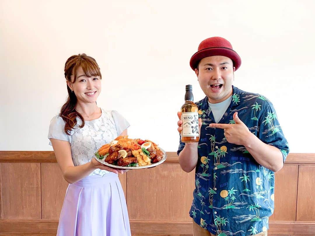 岩本恵美加さんのインスタグラム写真 - (岩本恵美加Instagram)「◌𓈒𖡼﻿ 🖥静岡朝日テレビ『とびっきり！しずおか土曜版』 🕑2020.06.06 (土) 9:30〜 ┈┈┈┈┈┈┈┈┈┈┈┈┈┈┈┈┈┈┈┈┈ 番組内『ハッピーイオン』では イオンネットスーパーで買える #父の日 にぴったりなご馳走をご紹介👨 ㅤㅤ 握り寿司や手巻き寿司にオードブル！ ウイスキーもいかが🥃？ ㅤㅤ 二村さん美味しそうに食べてたなぁ🤤 今年の父の日はどうしよかな🐰🌻 ㅤㅤ ┈┈┈┈┈┈┈┈┈┈┈┈┈┈┈┈┈┈┈┈┈ #イオン #イオンネットスーパー #父の日ごはん #父の日プレゼント #父の日ギフト #ディナー #オードブル #手巻き寿司 #ウイスキー #玉泉堂酒造 #美濃 #キリンビール #陸 #fathersday #dinner #whisky」6月5日 20時59分 - emk_iwmt