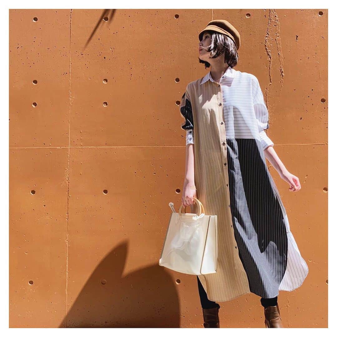 金城茉奈のインスタグラム：「みなさんお元気ですか。。☺︎ 今日は各地で気温が上がって、暑かったみたいですね。 でもいいお天気で気持ちよかったです。  どうか皆さん、体調には気をつけてくださいね(＞人＜) 本日の私服さん。 こちらのシャツワンピースは、 色々なストライプの組み合わせで可愛いのです。#osmosis #RetroGirl#私服さん」