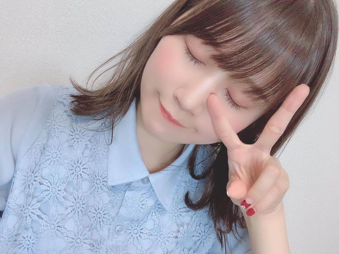 八木沙季のインスタグラム：「💇‍♀️💇‍♀️ . 髪の毛切りたいよ〜🥺 夏までには切れたらいいな✨ あ、扇風機出しました🙋🏻‍♀️笑 .」