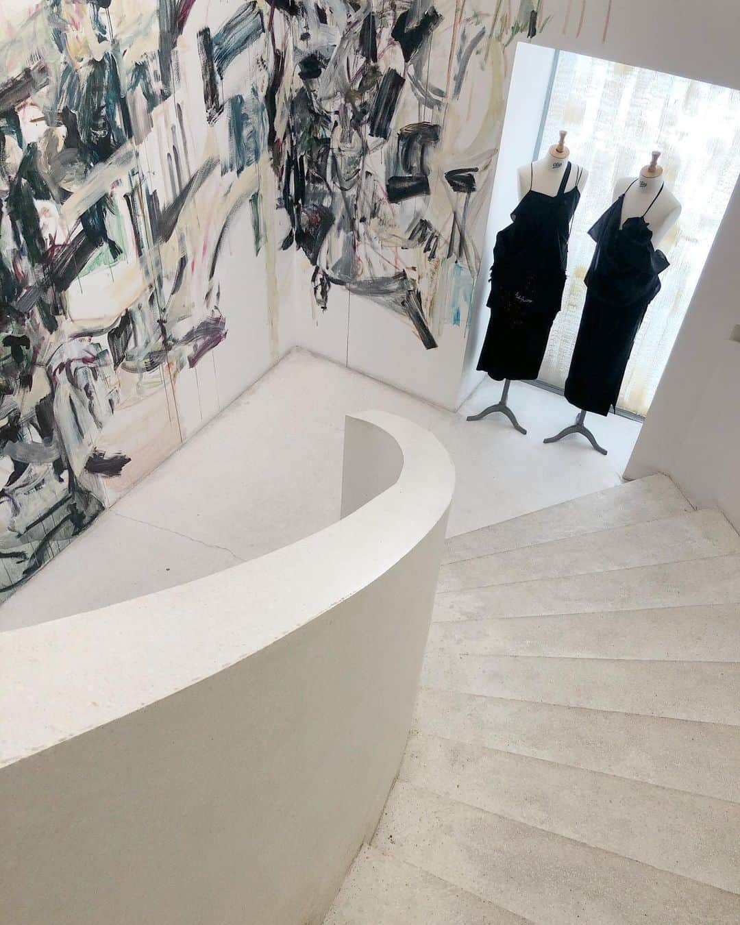 のインスタグラム：「We are happy to see you again.  Yohji Yamamoto and Y’s Yohji Yamamoto Paris stores reopening. ▫️ Yohji Yamamoto 4, rue Cambon 75001 Paris ▫️ Y’s Yohji Yamamoto 25, rue du Louvre 75001 Paris  11am to 6:30pm - Open to public and for special appointments.  #YohjiYamamoto #YohjiYamamotopourHomme #Ys #Paris #SS20」