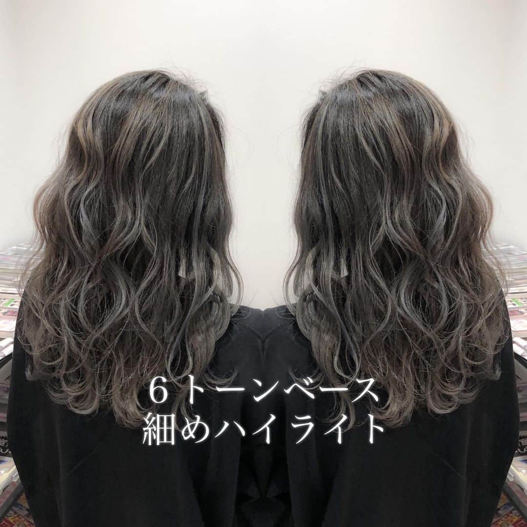 ハナフサユウスケのインスタグラム：「highlight♪ ＊ ＊ ベースを暗めにしておくと 退色も楽しめますー ＊ ＊  #hairarrange#アレンジ#ヘアアレンジ#ヘアセット#美容室#美容師#姫路#岡山#赤穂#赤穂市#簡単アレンジ#ヘアアレンジ動画#セルフアレンジ#インナーカラー#バレイヤージュ#サロンモデル#サロモ#撮影#ハイライト#グラデーション#外国人風カラー#グレージュ#シルバーアッシュ#グレーアッシュ#ブリーチ#ムラシャン#ハイトーン#美容学生」