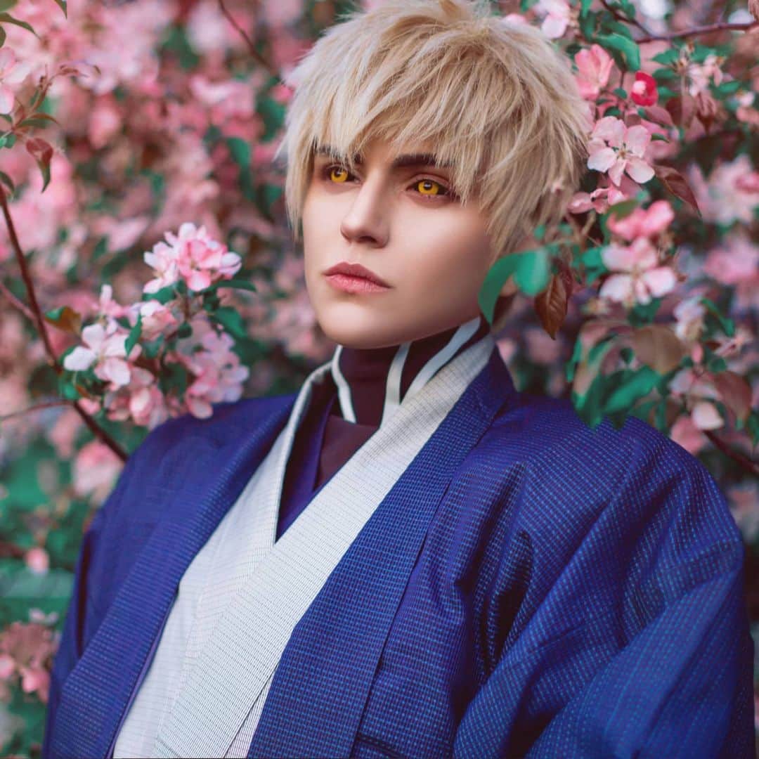 Gesha Petrovichさんのインスタグラム写真 - (Gesha PetrovichInstagram)「Recommend your fav movie🙏😔 🌸Flowers and Machines🤖 Genos / One Punch Man ワンパンマン Ph @fokken__greed 🌼 Re @timfr0st 🌸 Wig @geshacos Kimono @kyzzenish Subscribe for more on P❤️treon👆❤️」6月6日 0時03分 - petrovichgesha