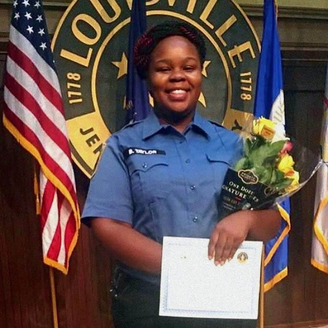 ブラッド・ゴレスキーのインスタグラム：「Today would have been #breonnataylor 27th birthday. She was shot in her home on March 17 by Louisville police officers. No arrests have been made. Please take the time to sign the petition to bring #justiceforbreonnataylor #sayhername #linkinbio @changedotorg」