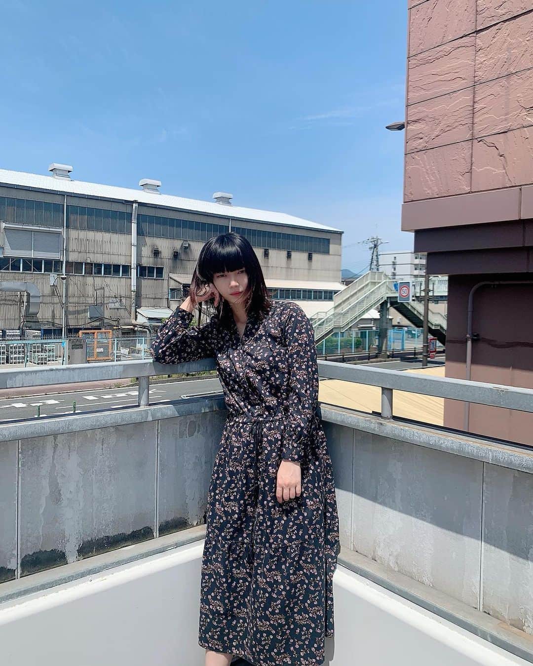 Macoto Tanaka 田中真琴さんのインスタグラム写真 - (Macoto Tanaka 田中真琴Instagram)「. ドン・キホーテの駐車場の屋上、貸し切りやった。 (たまたま空いてただけ) 髪の毛伸びた〜 あと冬から今にかけて太ったので少しずつ頑張ります。 リバウンドしたくないから少しずつ。」6月6日 11時31分 - mac0tter