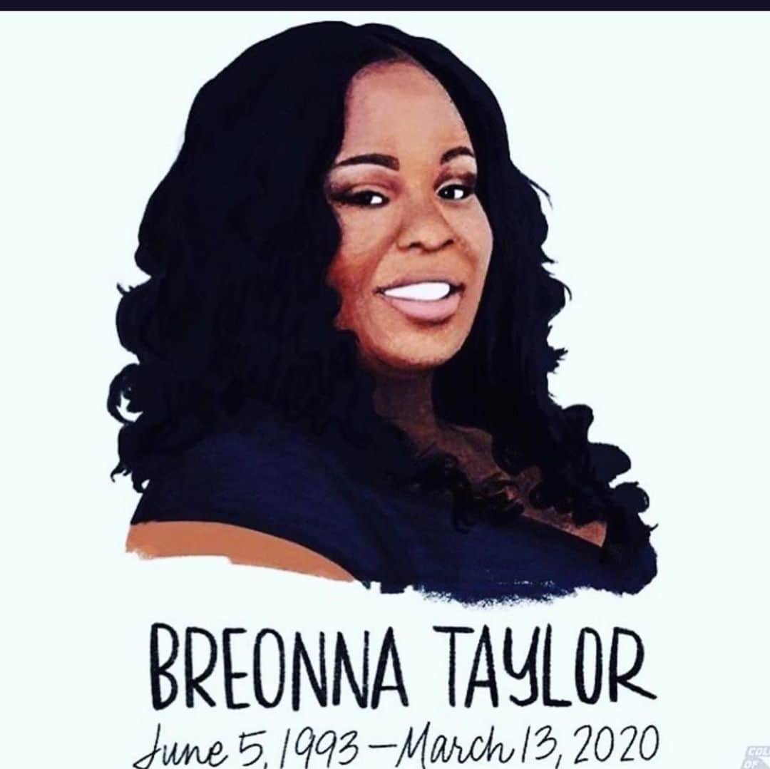 ウィル・マコーマックのインスタグラム：「Today, Breonna Taylor would have been celebrating her 27th birthday, had her life not been stolen by the police. Today, is also National Gun Violence Awareness Day. My son and I wear orange today to honor Breonna and all of those who have fallen victim to gun violence. Especially at the hands of the police. Let’s not stop fighting for Breonna and saying her name.」