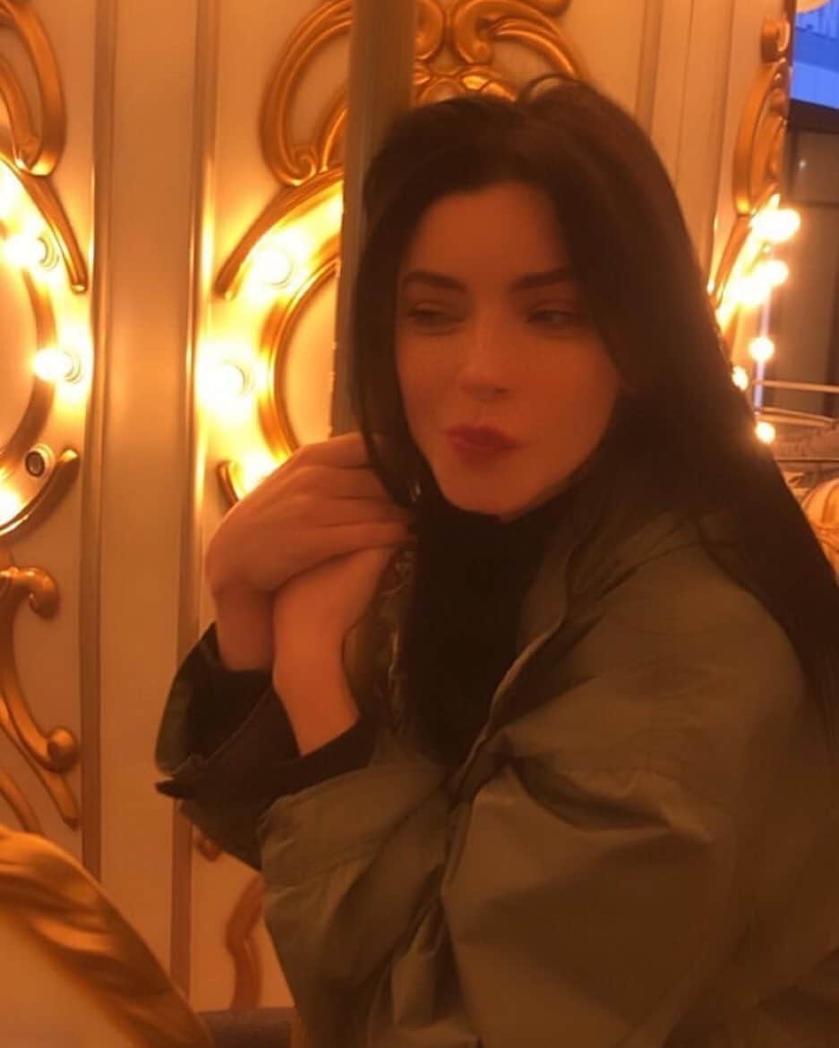 Merve Boluğurのインスタグラム：「Atlikarinca❤️」