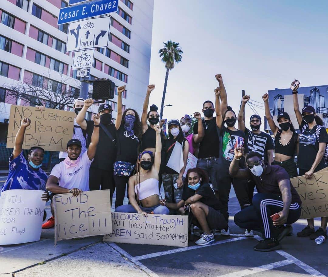 ディジョン・タルトンのインスタグラム：「We are stronger together... We will NOT be ignored. #blacklivesmatter 📸: @wearetotl」