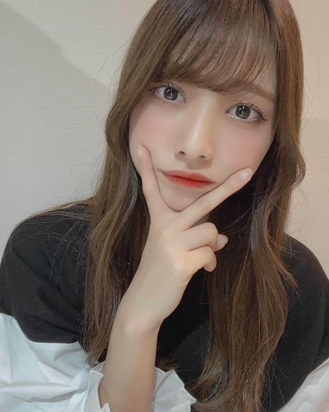 山口はのんのインスタグラム：「明日は久々のライブ🥳 配信みてね！」