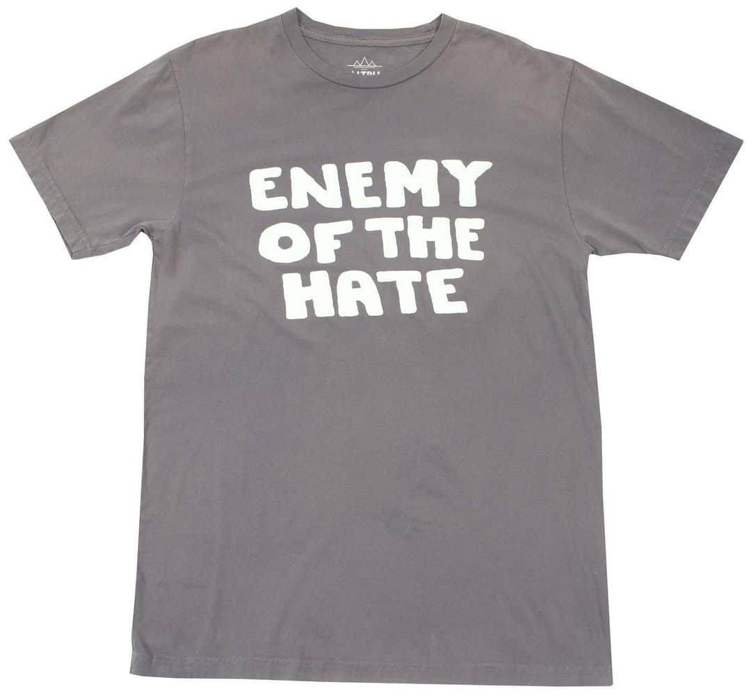 アルトゥルさんのインスタグラム写真 - (アルトゥルInstagram)「Enemy of hate tee. |#altruapparel」6月6日 12時18分 - altruapparel