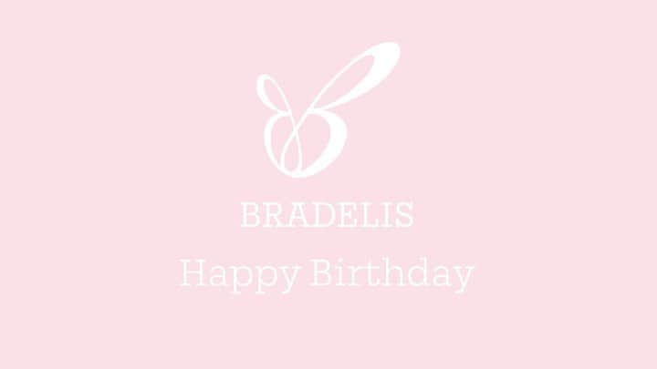BradelisNewYork/ブラデリスニューヨークのインスタグラム：「. ブラデリスニューヨークのお客様、いつもご愛顧いただきありがとうございます。  6月6日は我が社の創立30周年記念日となります。  誕生花は黄菖蒲、花言葉は与える側の幸福。  大変な時期だからこそ、創業時の初心にかえり、 皆様へ喜びと感動を与えられるように、社員一同、気持ちを新たにがんばる所存です。 皆様にはこのような大変な時期にもかかわらず引き続きご愛顧いただき 社員一同、心より感謝申し上げます。本当にありがとうございます。 皆様のご健康とご多幸をお祈り申し上げます。  代表取締役社長　平久保晃世 .」