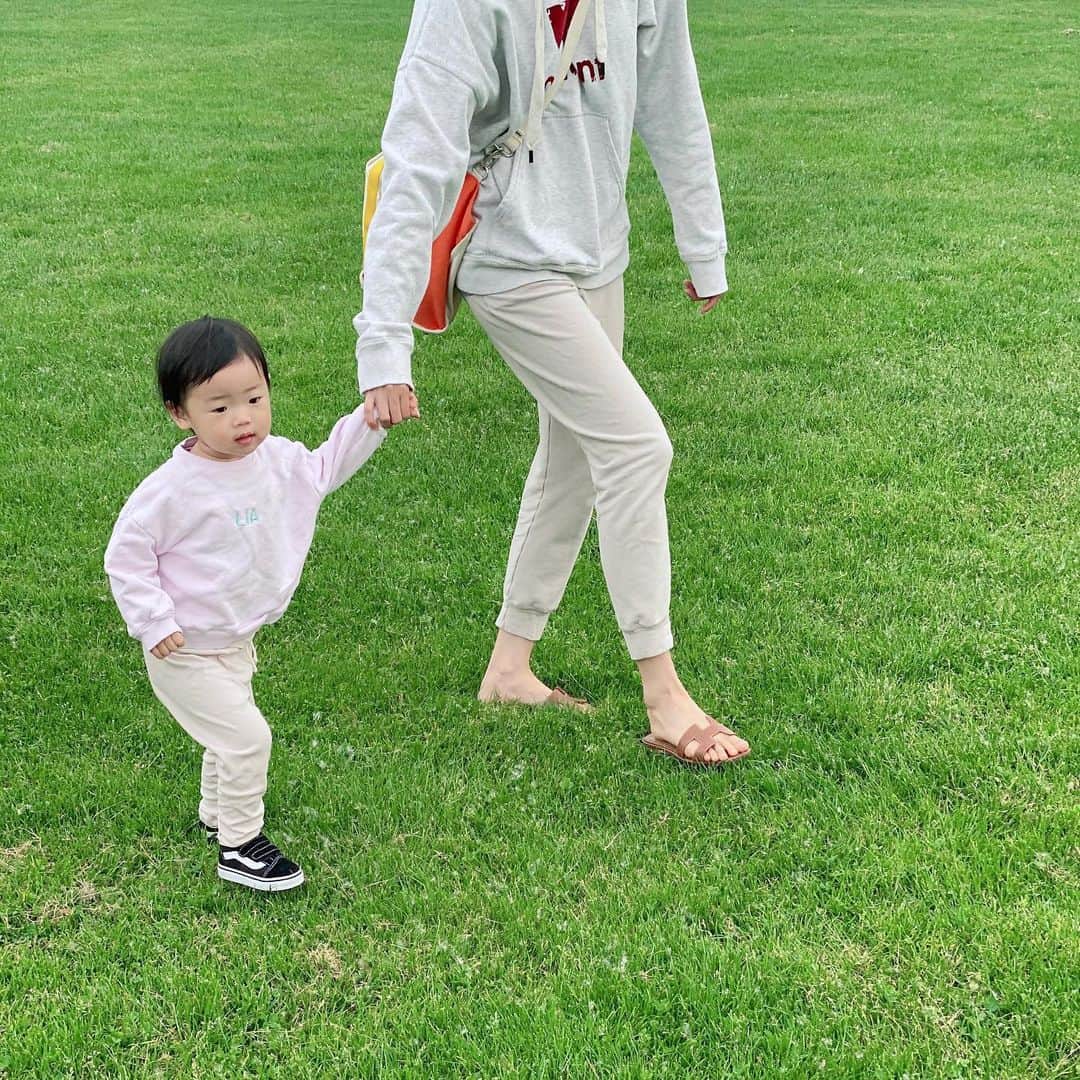 ヘリム・パクさんのインスタグラム写真 - (ヘリム・パクInstagram)「- 이런 행복이 또 있을까...💚 . . . #감사해 #리아가 #엄마딸이라서」6月6日 15時10分 - iam_hyepark