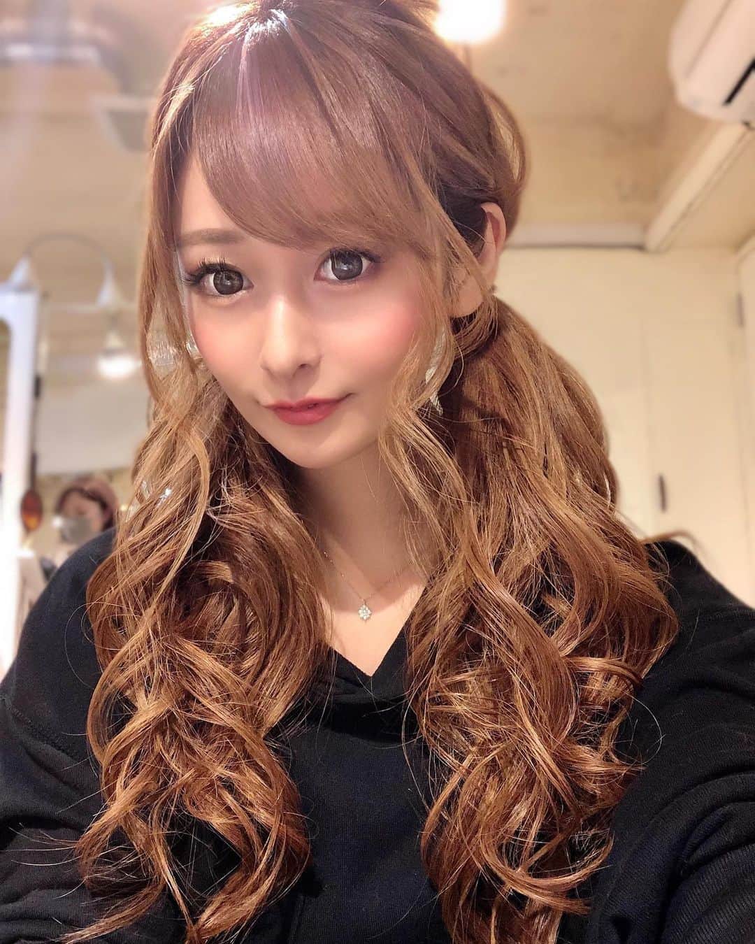 COCOのインスタグラム：「♡♡お知らせ♡♡ 6月はシティグループ格安🥺 13日までなので、いまのうちにぜひ❤️ ・ #お知らせ #ツインテール #BBA #アニメ #だいすき #オタク #キャバ #キャバクラ #キャバ嬢 #ホステス #ニュークラ #ニュークラ嬢 #ヘアアレンジ  #ぶりっこ #すすきの #歌舞伎町 #六本木 #中洲 #ミナミ #北新地 #instagood #follow #l4l #selfie #ベルベ #ここぷー」