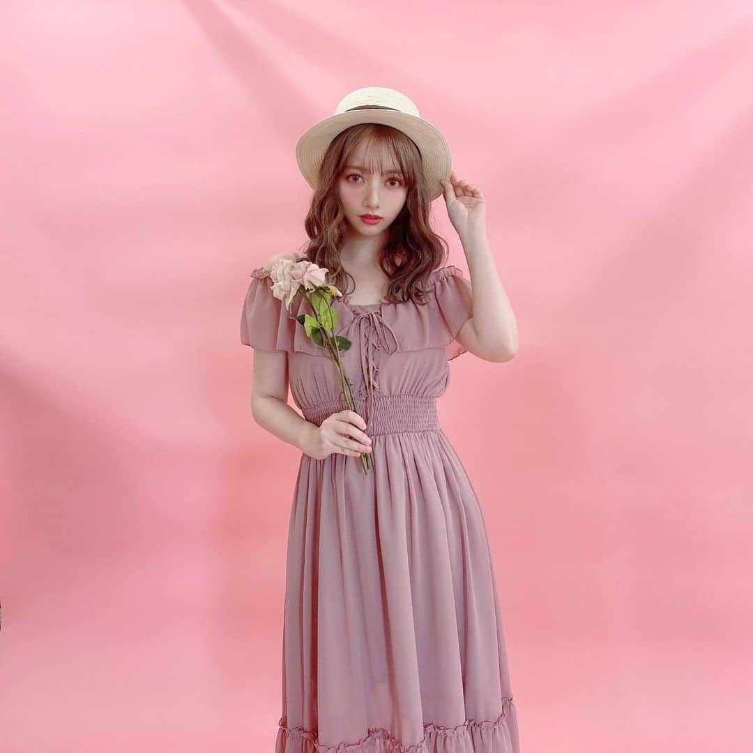 Ank Rougeさんのインスタグラム写真 - (Ank RougeInstagram)「． ．【press】 ． ♡Girly Spring collection vol.6♡ ． 6月12日  12時〜 公式通販サイトAilandにて公開✨ ． オフショットを特別に公開🎀 ． お楽しみ♡ ． Model▶はたのゆうちゃん @yuu_hatano  #ankrouge #spring #summer #newarrivals」6月6日 17時18分 - ankrouge_official