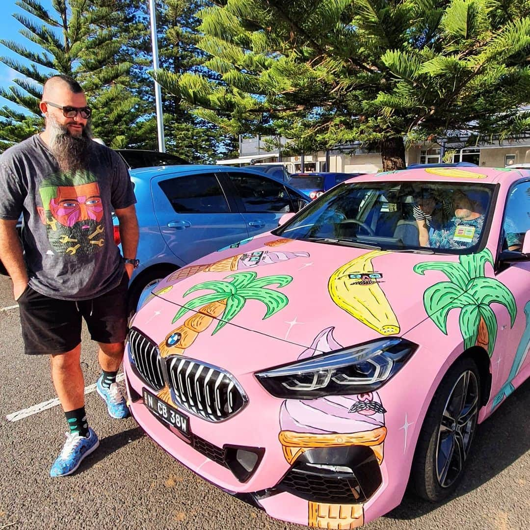 MULGAさんのインスタグラム写真 - (MULGAInstagram)「Sweet to take this bad boy for a drive today after painting dolphins, bananas, icecreams and palm trees on it up a coupla months ago 🐬🍌🌴🍦. ⁣⁣ ⁣⁣ Hit up @sylvania_bmw to check it out in person 😎.⁣⁣ ⁣⁣ #mulgatheartist #bmw #bmwart #carart」6月6日 17時46分 - mulgatheartist