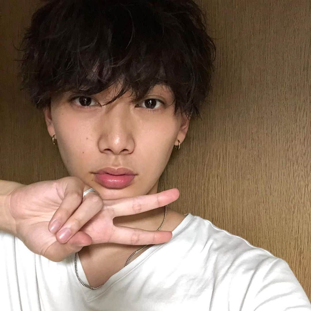 那須泰斗さんのインスタグラム写真 - (那須泰斗Instagram)「💇‍♂️」6月6日 18時36分 - nasu__taito