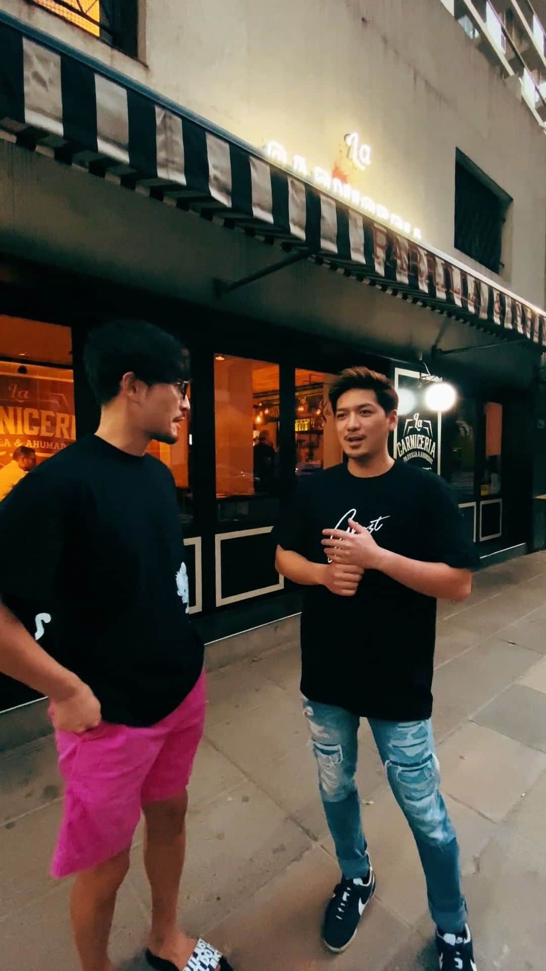 小柳津林太郎のインスタグラム：「Want to share my journey in Argentina Vol.2 We went explore and experience one of the greatest beef in the world🍖  1月に訪れたアルゼンチンの渡航の記憶を映像に落とし込みました。世界最高峰のステーキを見つけに旅した時の記録です。  今回は第2話です。 全5話あるので、順次配信していきます。  この旅は資生堂unoさんにサポートして頂きました。心から感謝。  #アルゼンチン #スキンケア #PR #ウーノ #肌は大人の勝負服 #資生堂 #SHISEIDO」