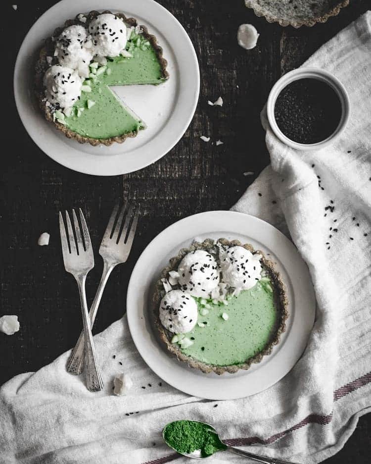 Matchæologist®さんのインスタグラム写真 - (Matchæologist®Instagram)「😋 Who else is drooling just by looking at these #Matcha 🌿 #PannaCotta and Black Sesame #Tartlets 🍰 prepared by @butterlustkatie?! We know we are! 😍 . If you’d like to give it a try and prepare this at home, please visit @butterlustkatie’s blog for the full recipe. . 🍵 Check out our Midori™ Culinary Matcha — a perfect matcha grade for all your matcha dessert inspirations. 🍃 It offers a vibrant green colour and the flavour intensity to shine through other ingredients in dessert recipes! 🌿 . Discover our range of ceremonial and culinary matcha — visit Matchaeologist.com 🌿 . 👉 Click the link in our bio @Matchaeologist . Matchæologist® #Matchaeologist Matchaeologist.com」6月6日 22時04分 - matchaeologist
