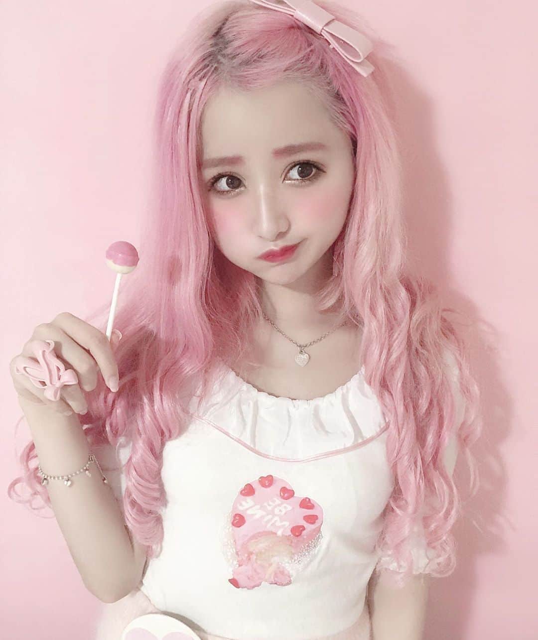 胡桃兎愛のインスタグラム：「lollipop🎀」