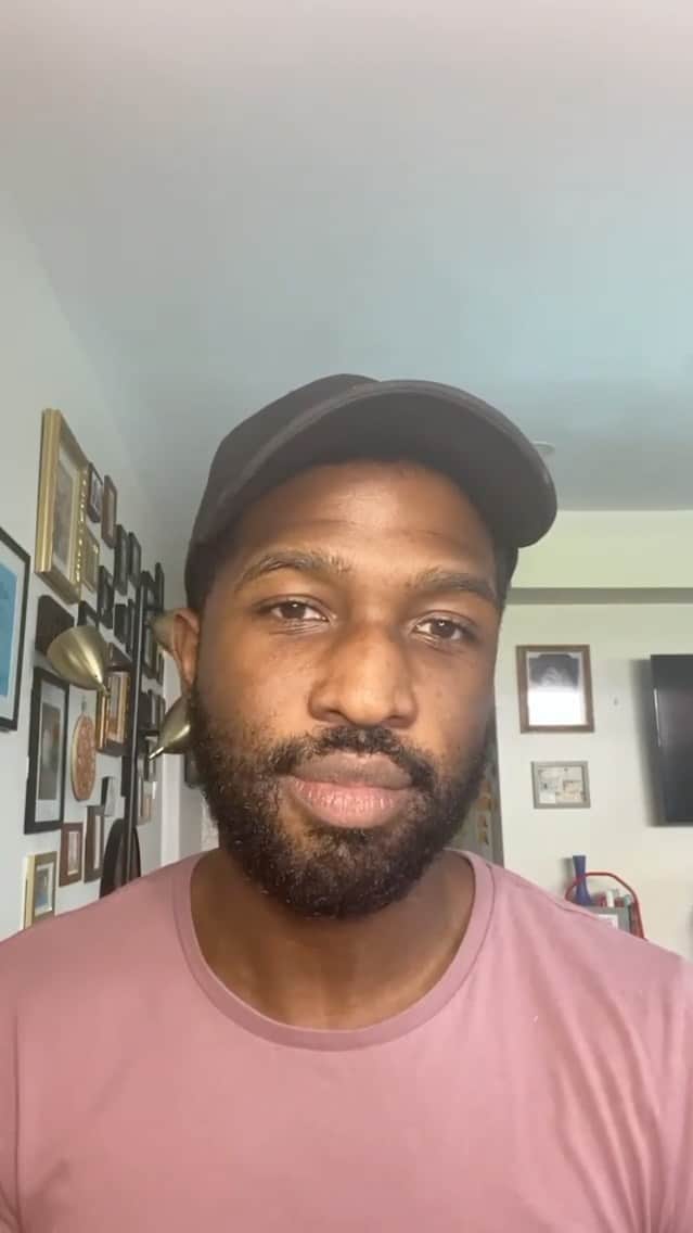 カテリーナ・スコーソンのインスタグラム：「Okay, people. Take a deep breath. Ready for some kindness and clarity? Ready to look deeper? Ready to do the work? Here’s an incredibly generous video by @brandonkgood I needed to hear this stuff. You might too. #lookdeeper #bebrave #dothework #rachelcargle #blm」