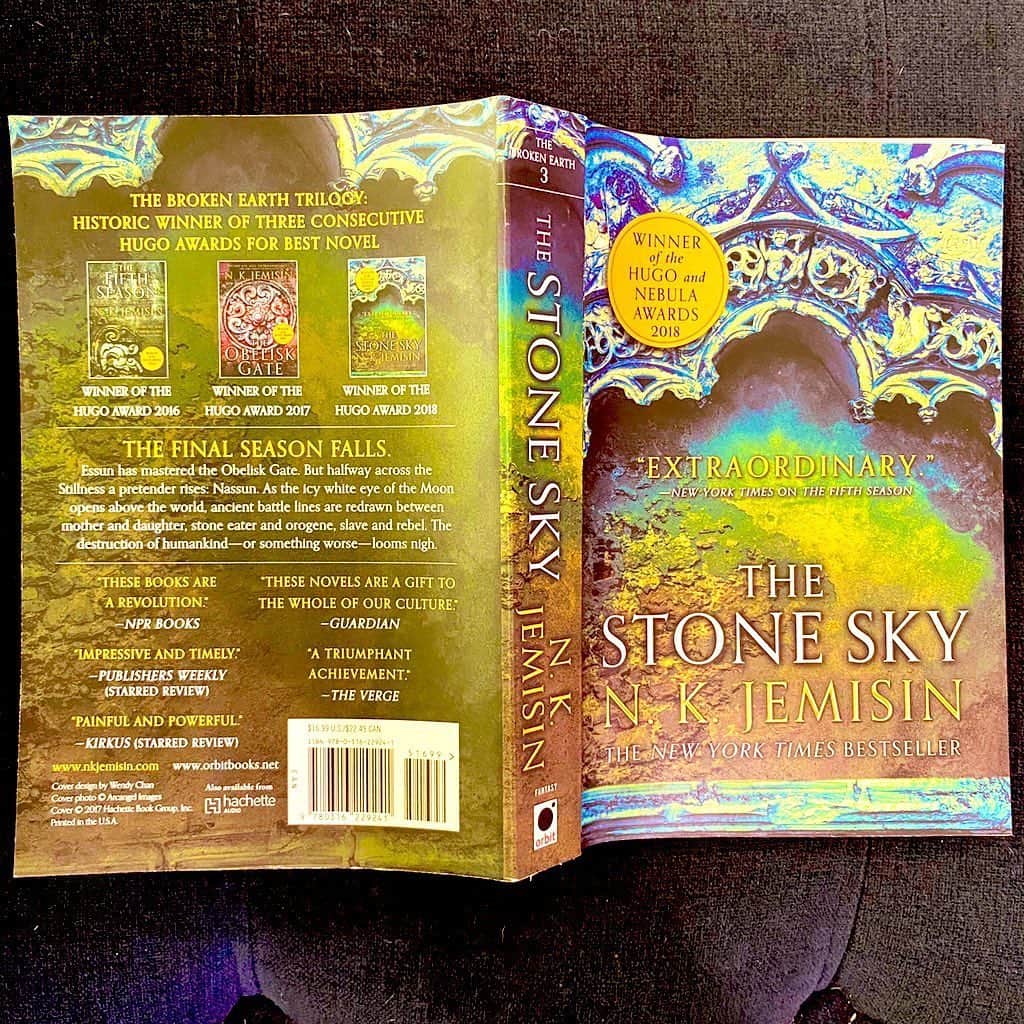 コリン・ドネルのインスタグラム：「Fellow fantasy lit fans/everyone, you’re probably way ahead of me here but if you haven’t read the brilliant Broken Earth Trilogy by #nkjemisin...READ IT NOW. • It is beautiful, prescient, moving, timely and timeless. I don’t want it to end. • #blackauthors #amplifymelanatedvoices #blacklivesmatter」