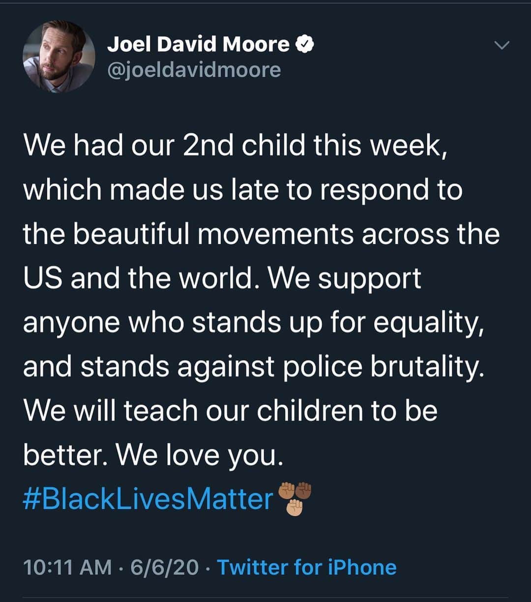 ジョエル・ムーアのインスタグラム：「We support you. #blacklivesmatter」